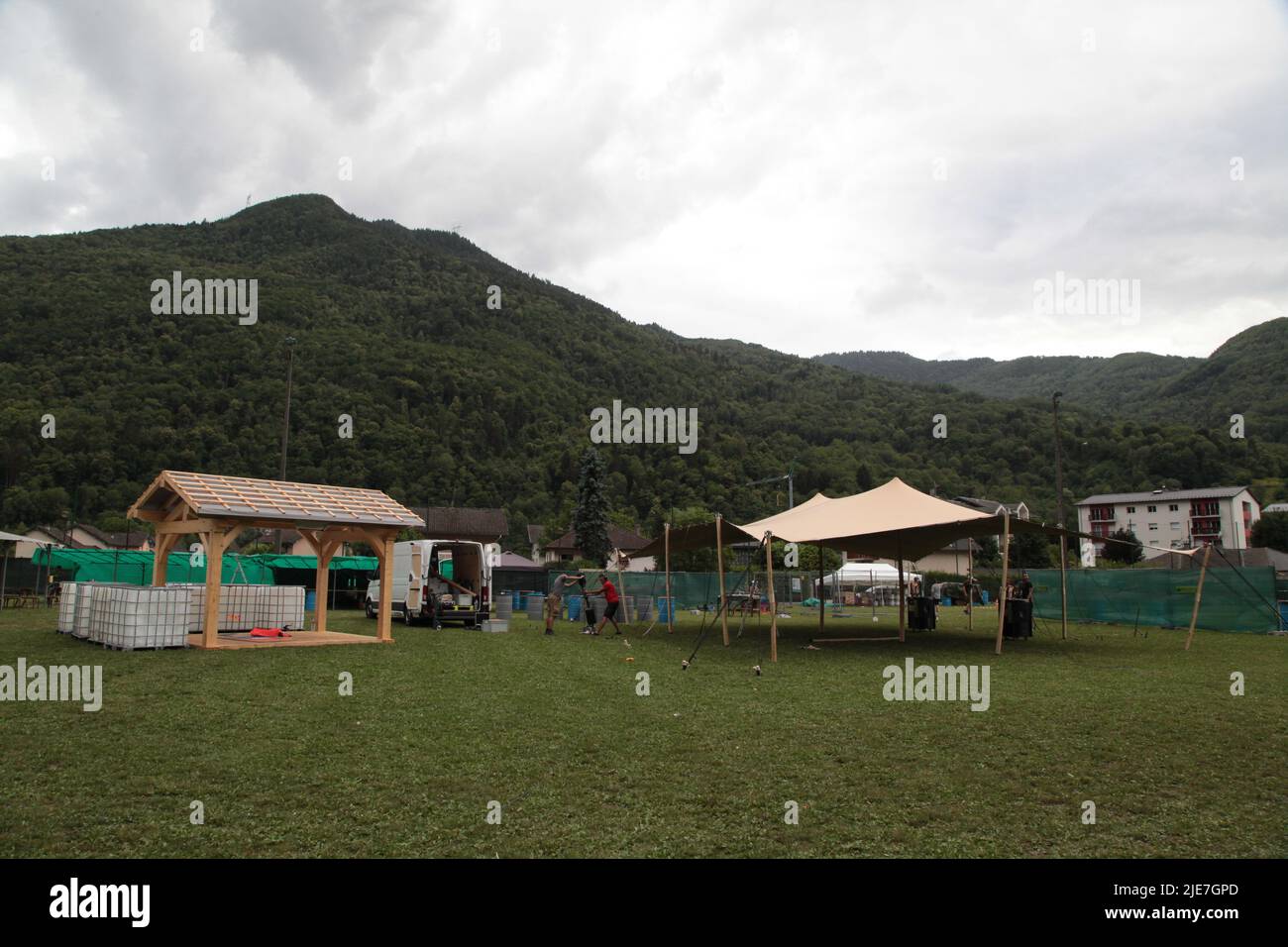 Festival Decapadiot Val d'Arc Aiguebelle : les préparatifs du Festival Stockfoto