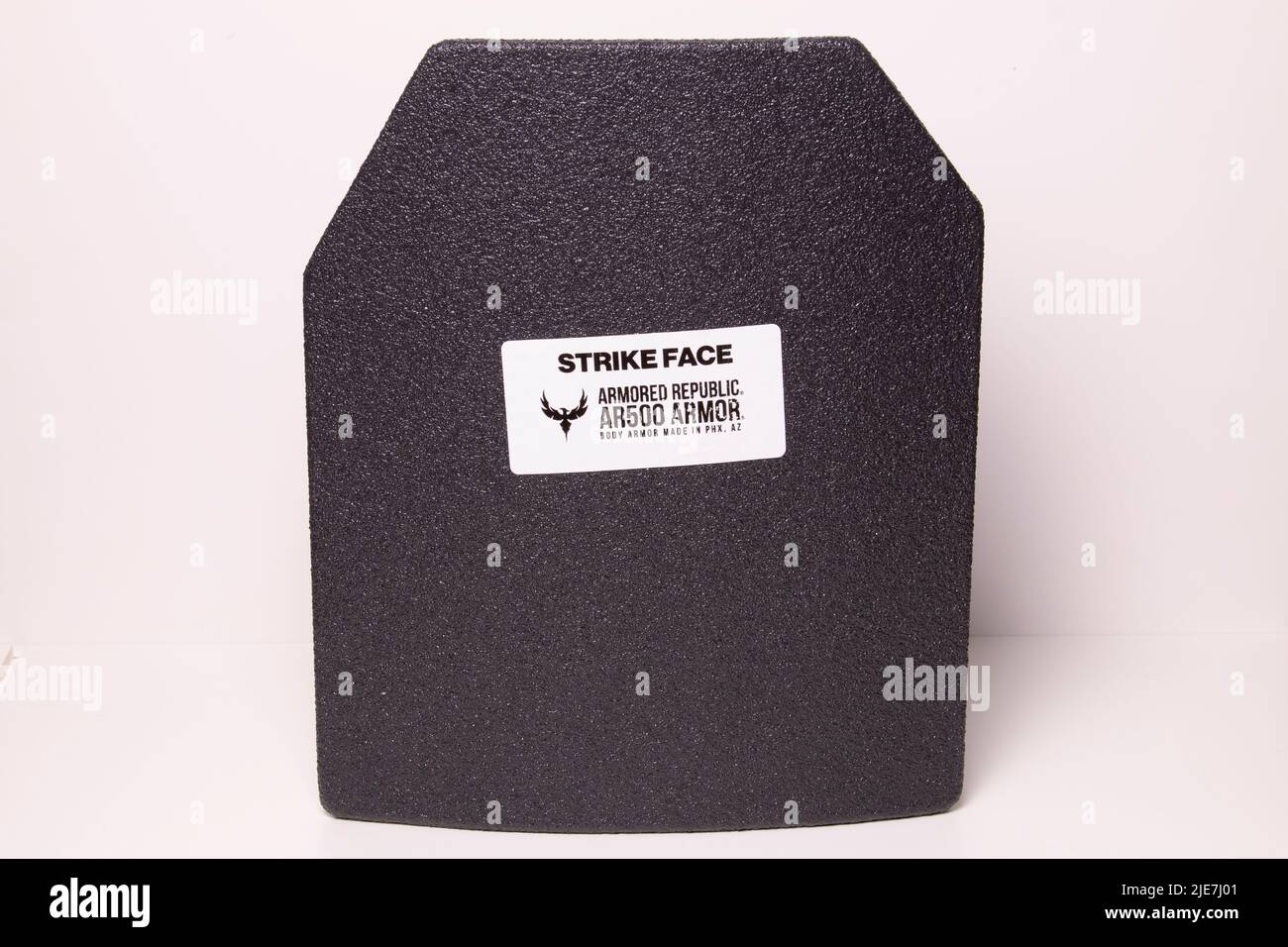 AR500 Panzerplatten aus Stahl der Stufe III Stockfoto