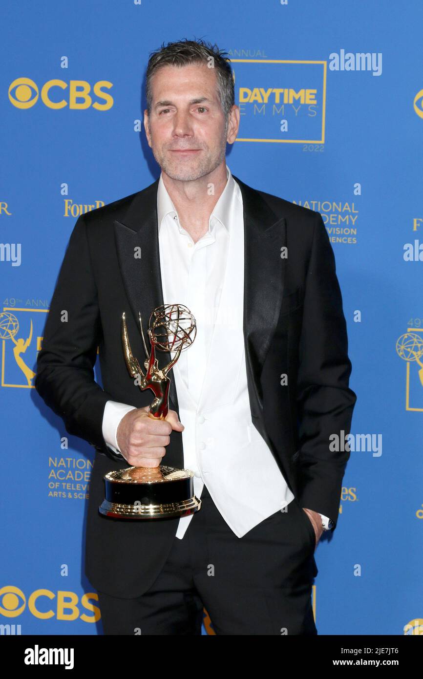 Pasadena, USA. 24.. Juni 2022. Frank Valentini, Executive Producer, General Hospital bei den Daytime Emmys Awards 49. im Pasadena Convention Center am 24. Juni 2022 in Pasadena, CA (Foto von Katrina Jordan/Sipa USA) Quelle: SIPA USA/Alamy Live News Stockfoto