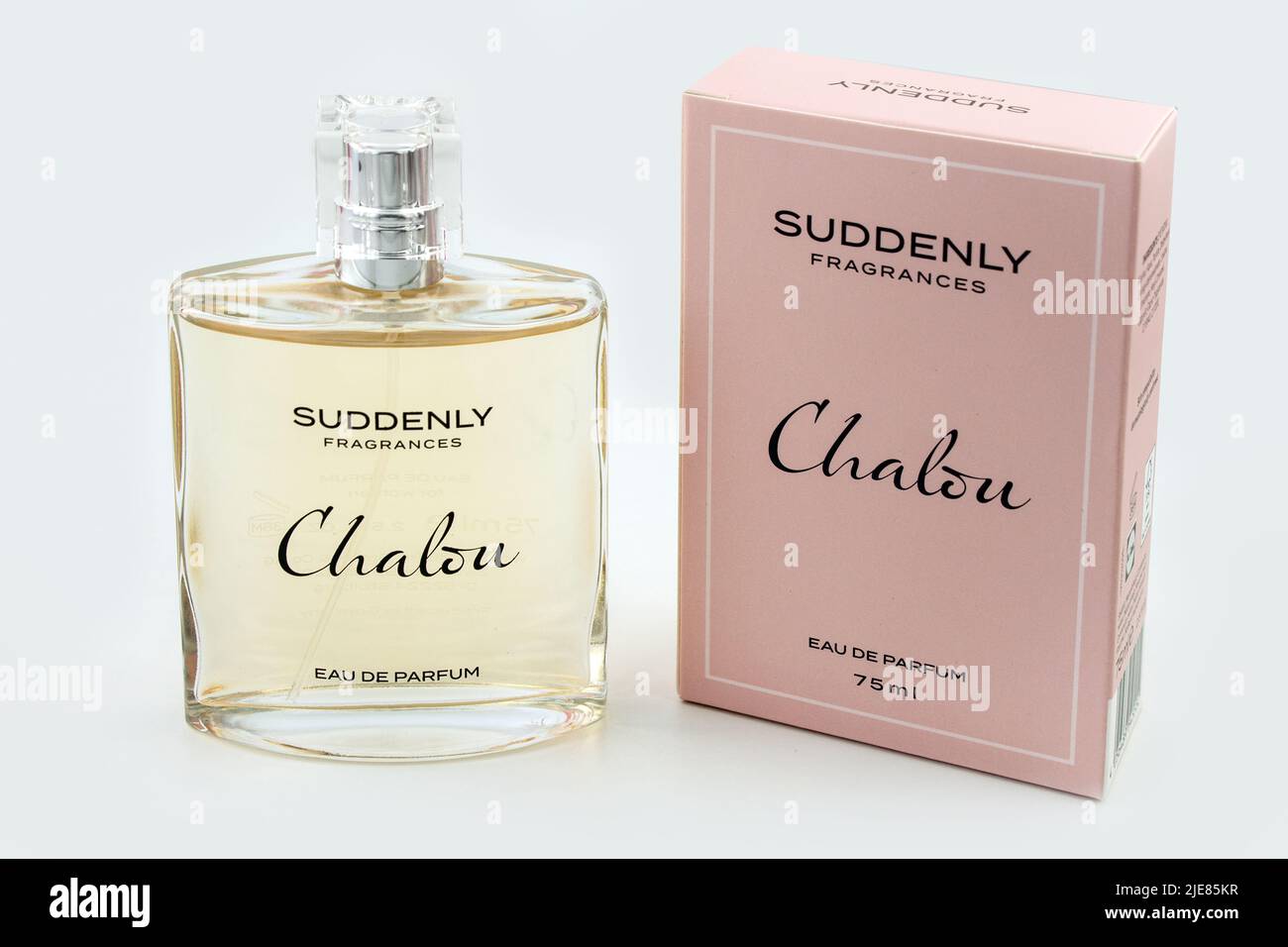 Hamburg, Deutschland - Juni 24 2022: Chalou plötzlich Parfum mit Verpackung  Stockfotografie - Alamy