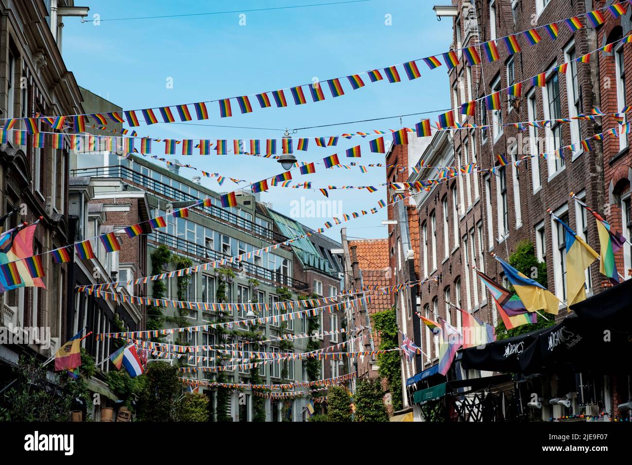 Pride Flags & Bunting, Amsterdam Gay District LGBTI, niederlande Stockfoto