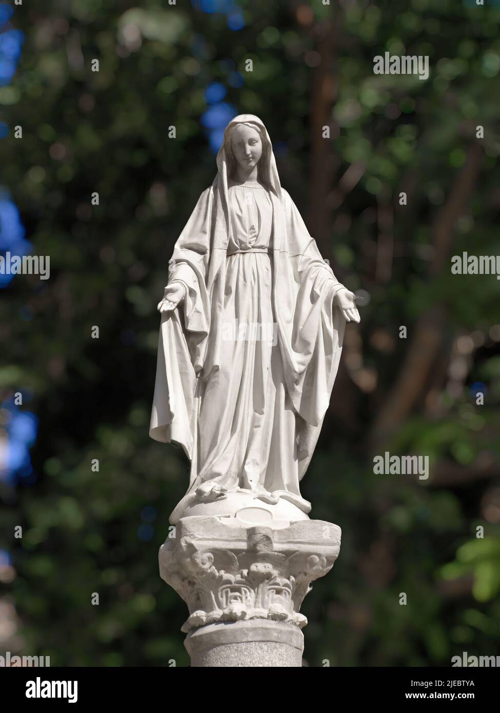 Die Basilika der Verkündigung in Nazareth, Israel, steht an dem Ort, an