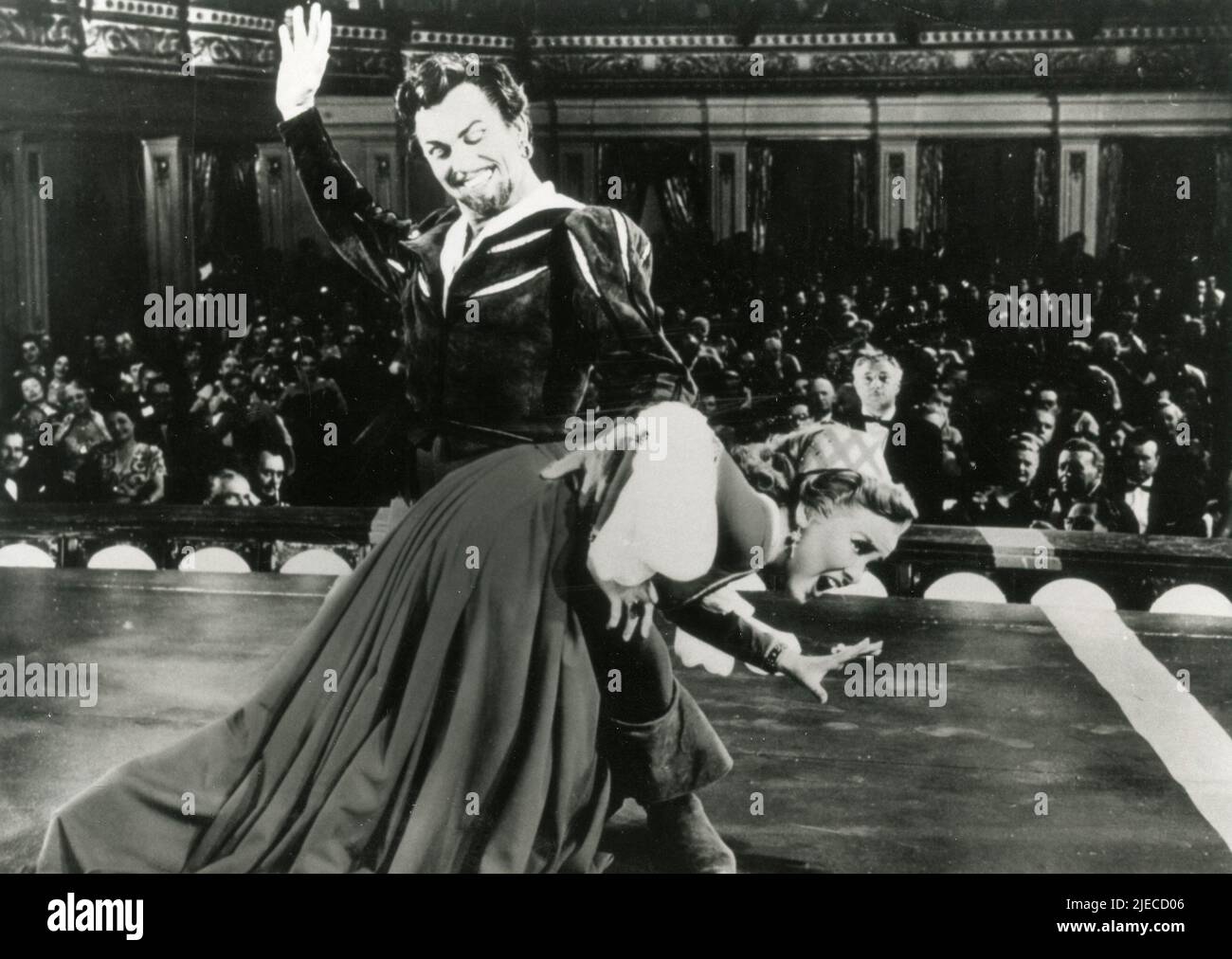 Der amerikanische Schauspieler Howard Keel und die Schauspielerin Kathryn Grayson im Film Kiss Me Kate, USA 1953 Stockfoto