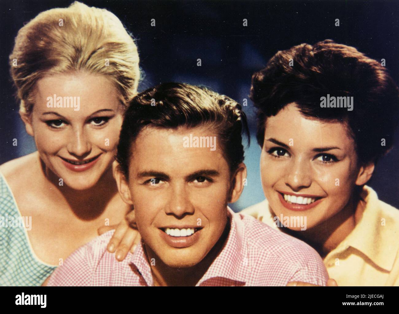 Die deutschen Schauspieler Monika Dahlberg, Barbara Frey und Peter Kraus im Film What is Father Doing in Italy?, Deutschland 1961 Stockfoto