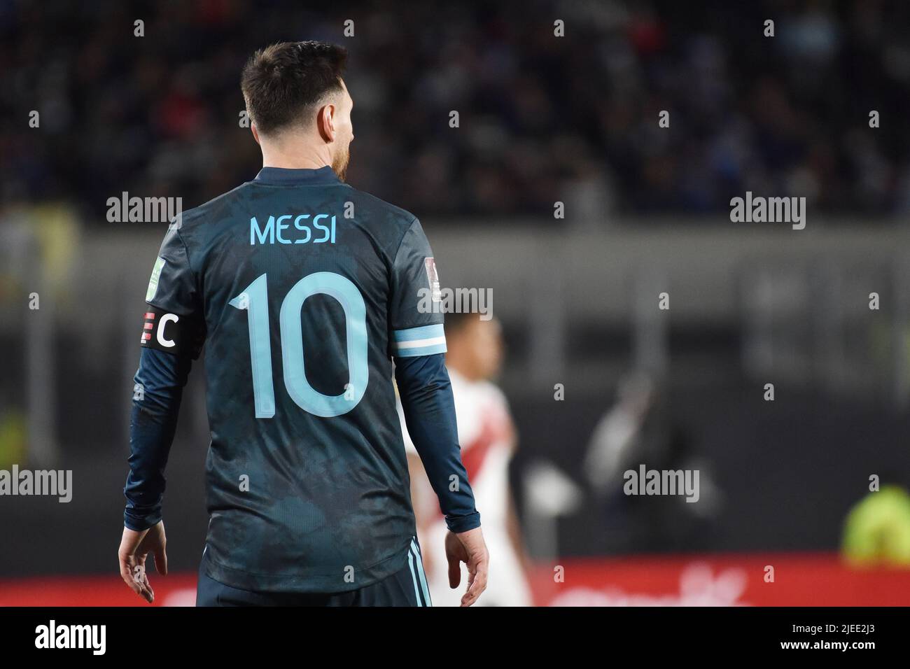 Ciudad de Buenos Aires, Argentinien, 15. Oktober 2021 Lionel Messi beim südamerikanischen Spiel Eliminatoria Qatar 2022 gegen Perú im Estadio Monumental. Stockfoto