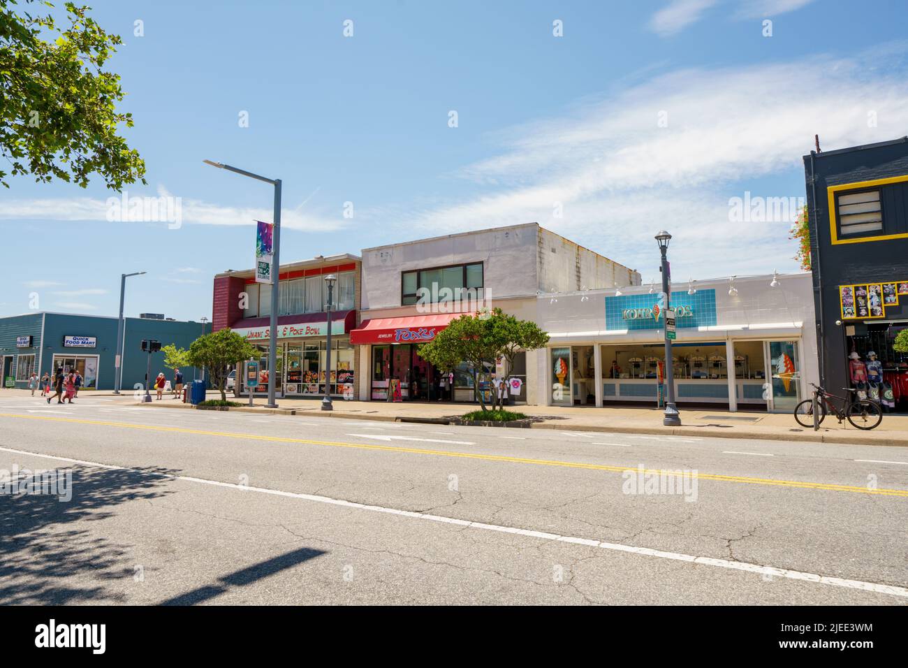Geschäfte und Unternehmen auf der Atlantic Avenue Virginia Beach VA Stockfoto