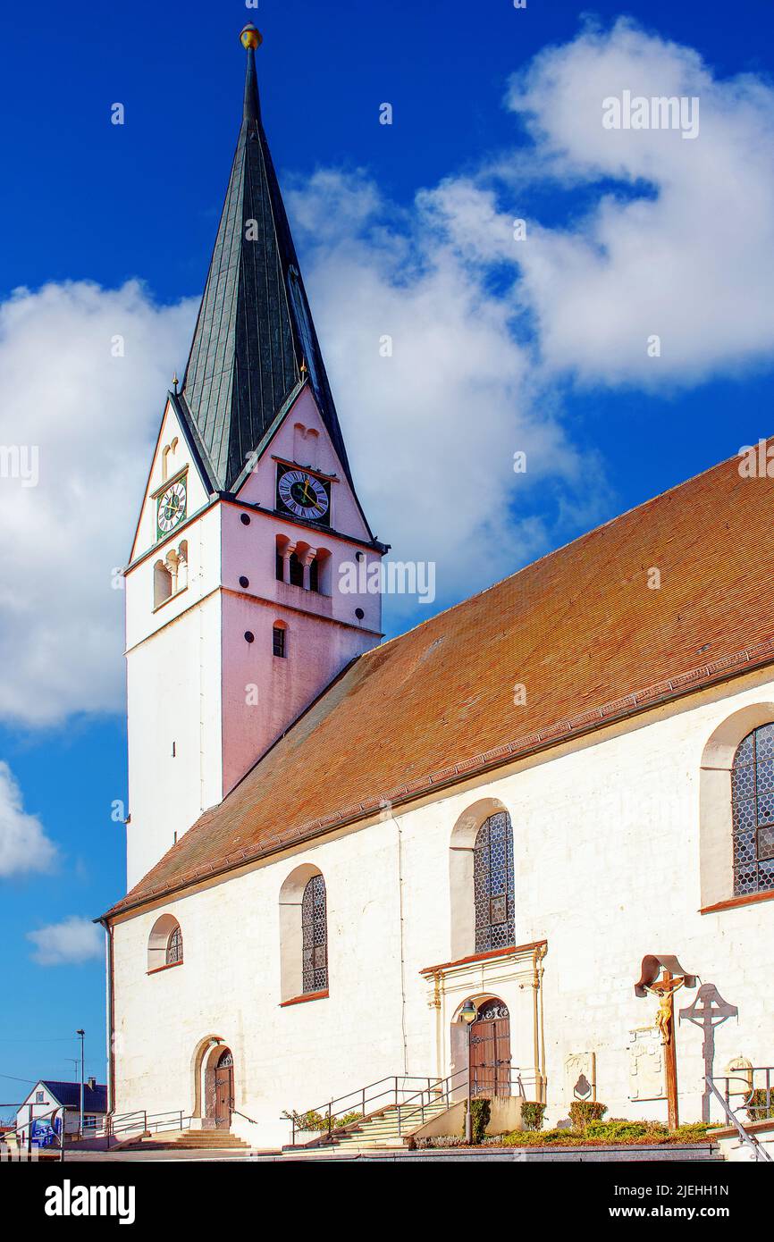 Katholische Pfarrkirche St. Martin in Gundelfingen • Baden-Württemberg, Deutschland Stockfoto