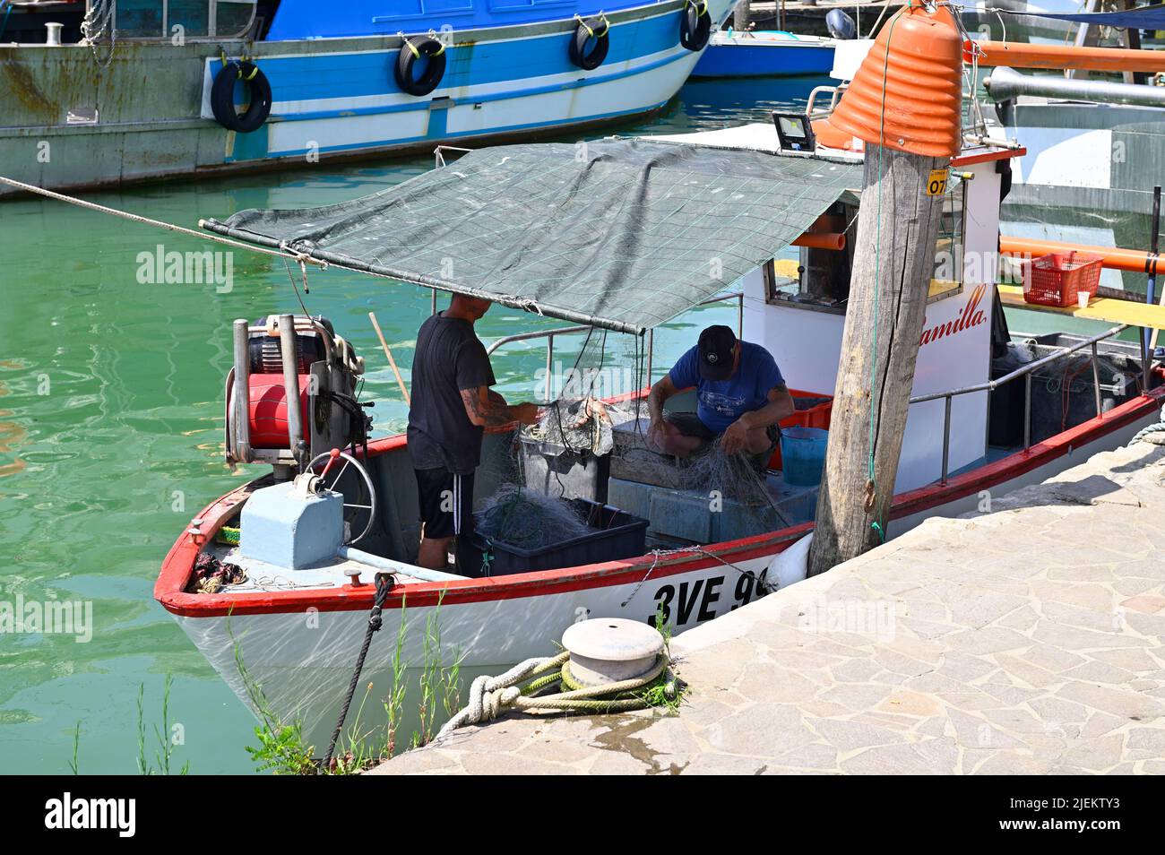 Caorle, Italien. Fischereihafen in Caorle Stockfoto