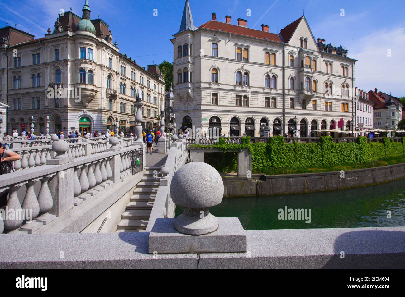 Slowenien, Ljubljana, Dreifachbrücke, Ljubljanica River, quai, Stockfoto