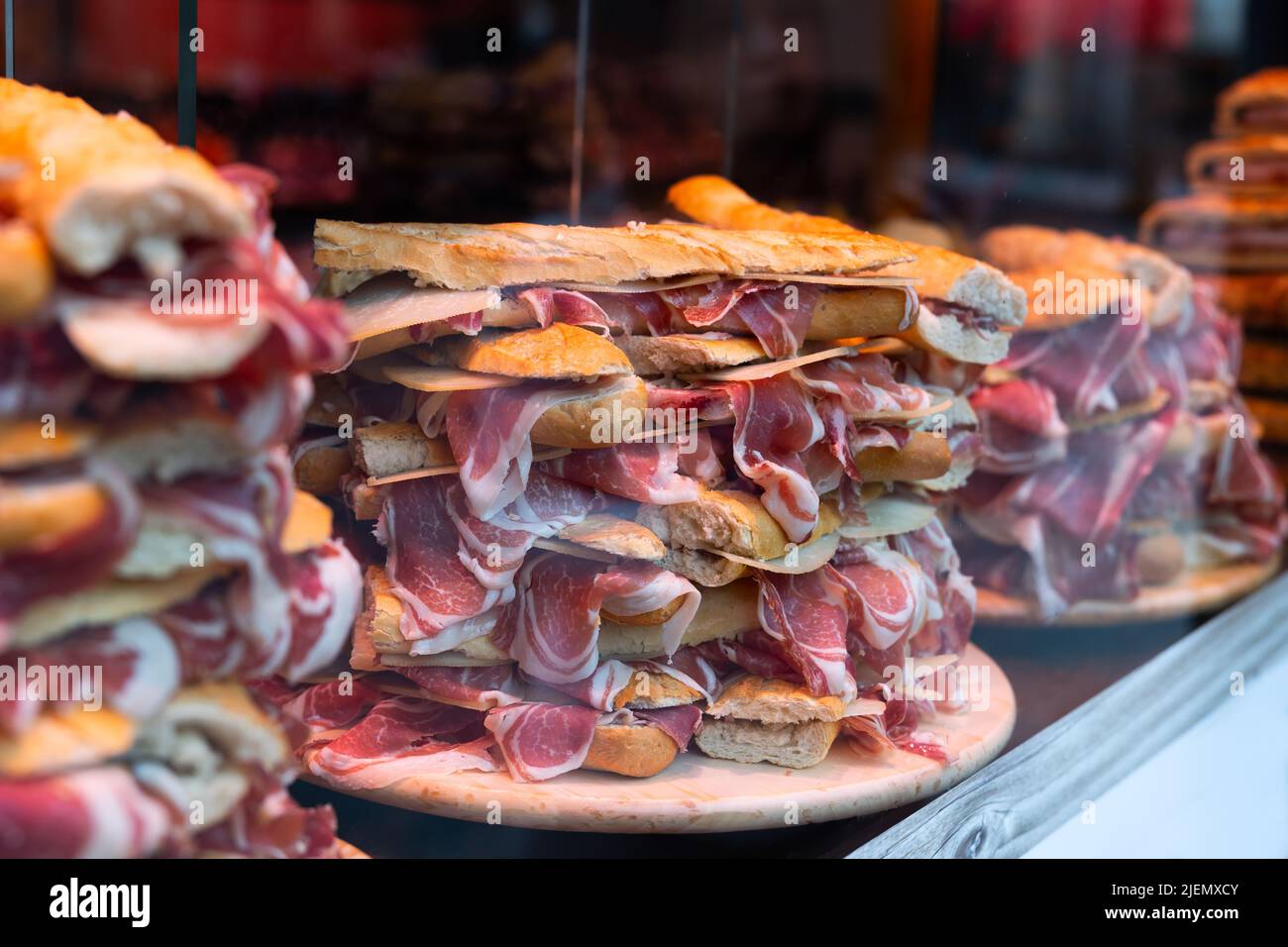 Beliebte Snacks von Salamanca Sandwiches mit Jamon Stockfoto