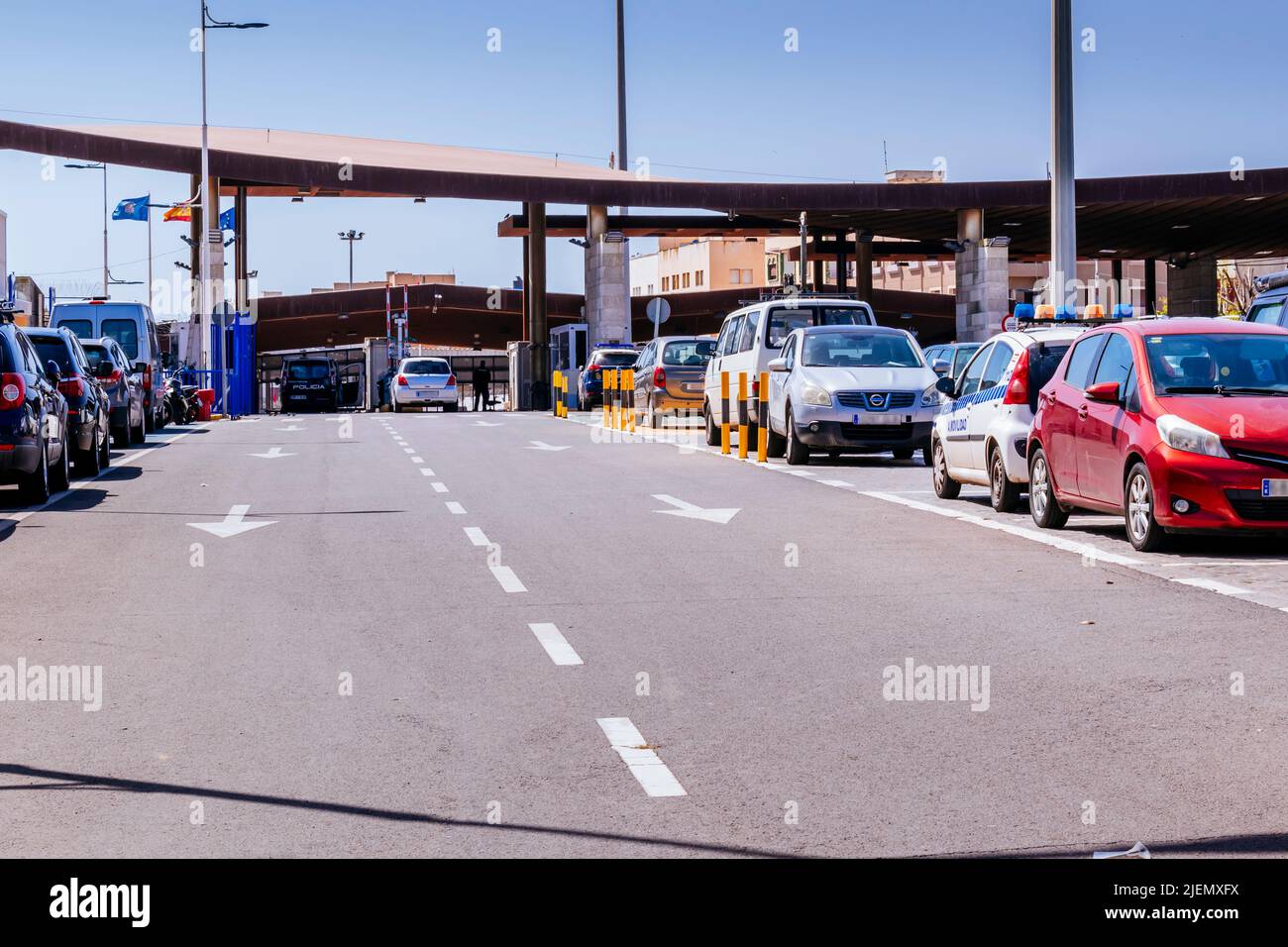 Grenze zu Beni Ensar. Aufgrund der COVID-19-Pandemie geschlossen. Melilla, Ciudad Autónoma de Melilla, Spanien, África, EU. Stockfoto