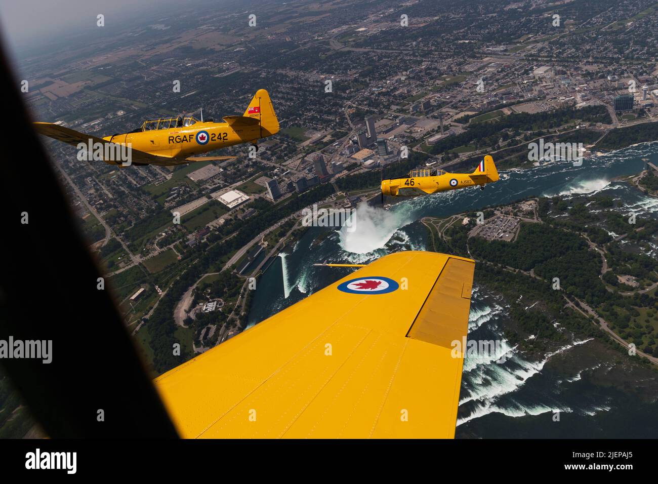 Flug Über Die Niagarafälle Stockfoto