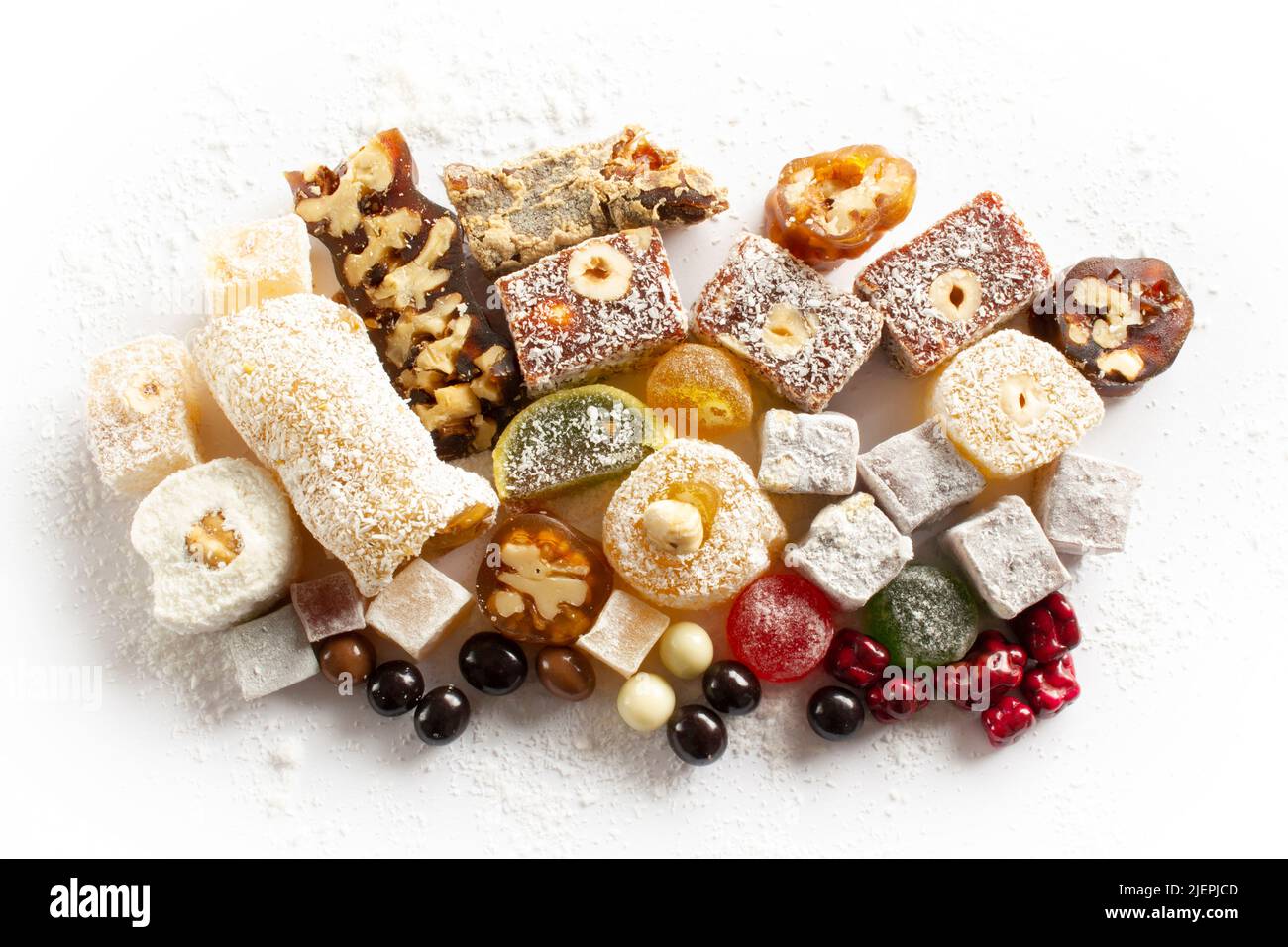 Verschiedene türkische Köstlichkeiten und Schokoladen-Bonbons Stockfoto