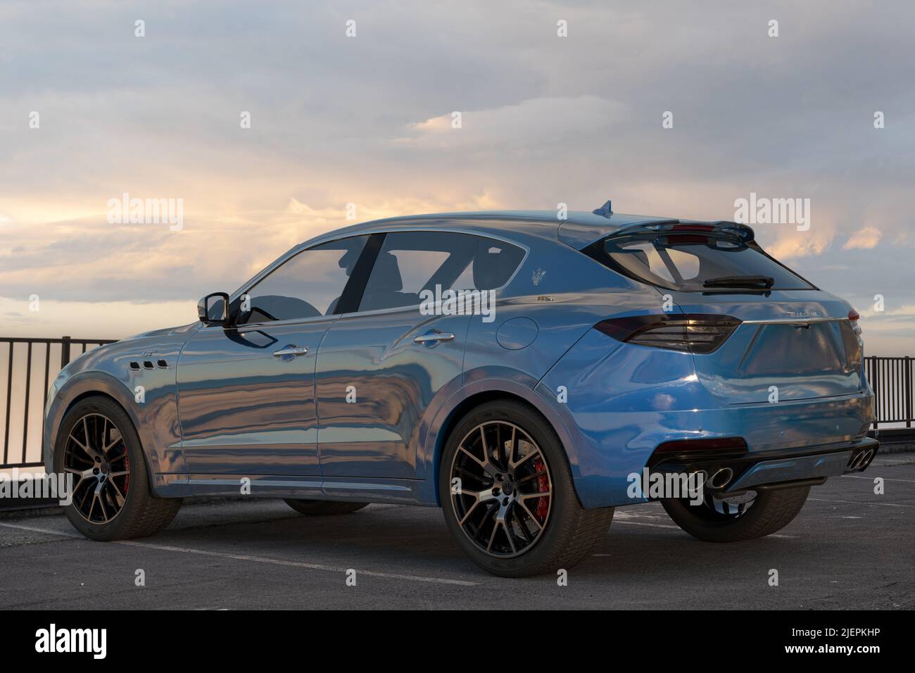 Maserati Levante GT Hybrid - Italienischer SUV mit weichem Hybrid Stockfoto