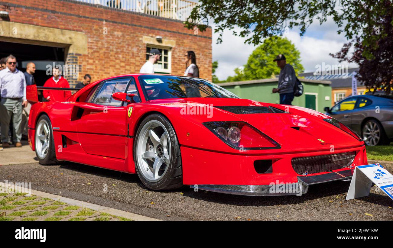 Ferrari F40, zu sehen beim Bicester Scramble am 19.. Juni 2022 Stockfoto