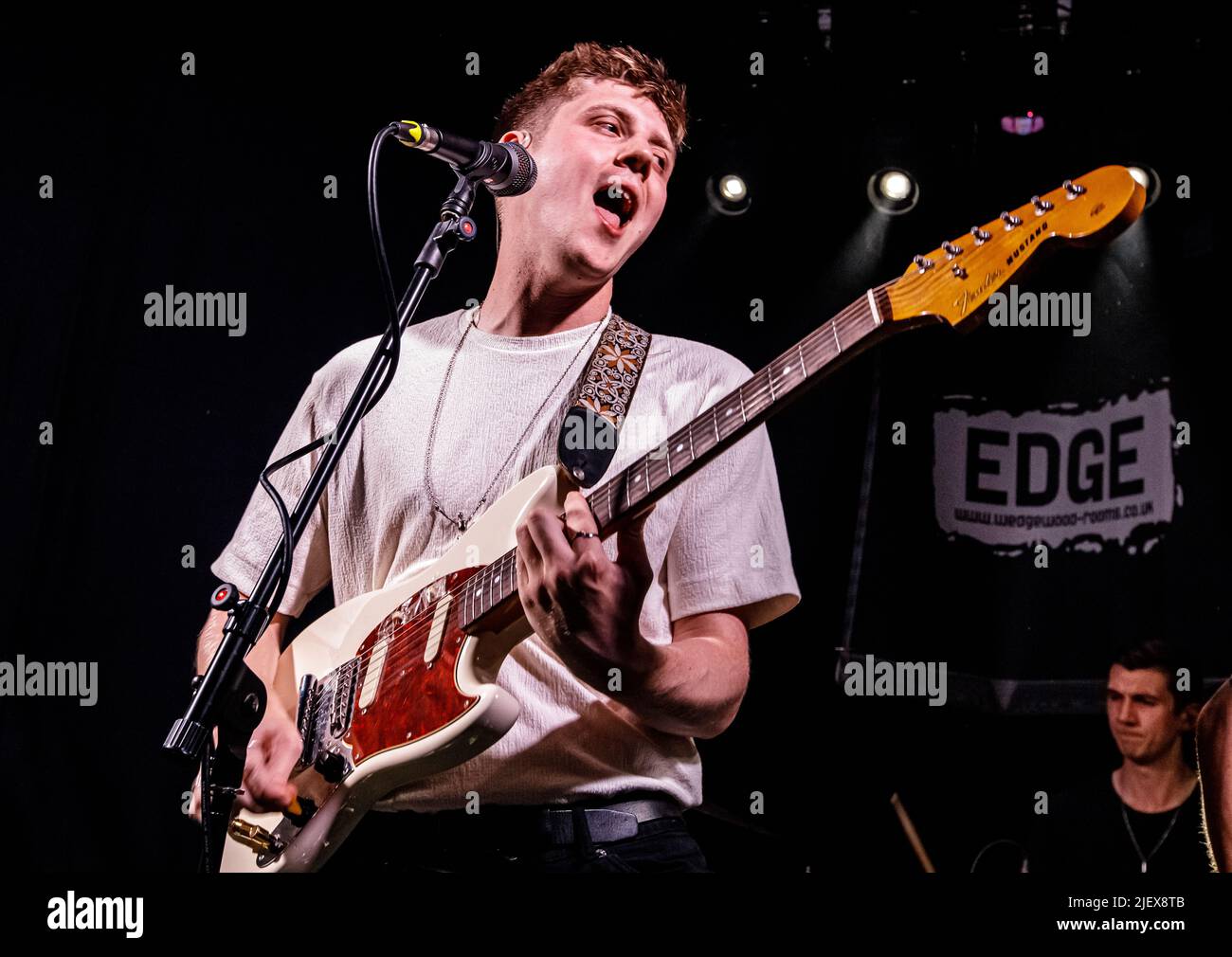 Die Covasettes treten am 11.. Juni 2022 beim Golden Touch Festival am Edge of the Wedge, Portsmouth, live auf. Stockfoto