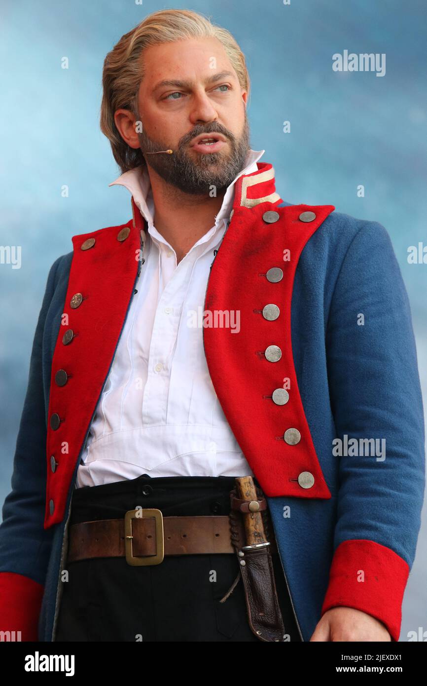 Jon Robyns als Jean Valjean in Les Misérables im West End Live auf dem Trafalgar Square 2022. Stockfoto