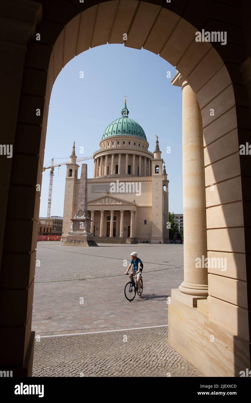 Potsdam, Blick vom Museum Barberini auf die Nikolaikirche Stockfoto