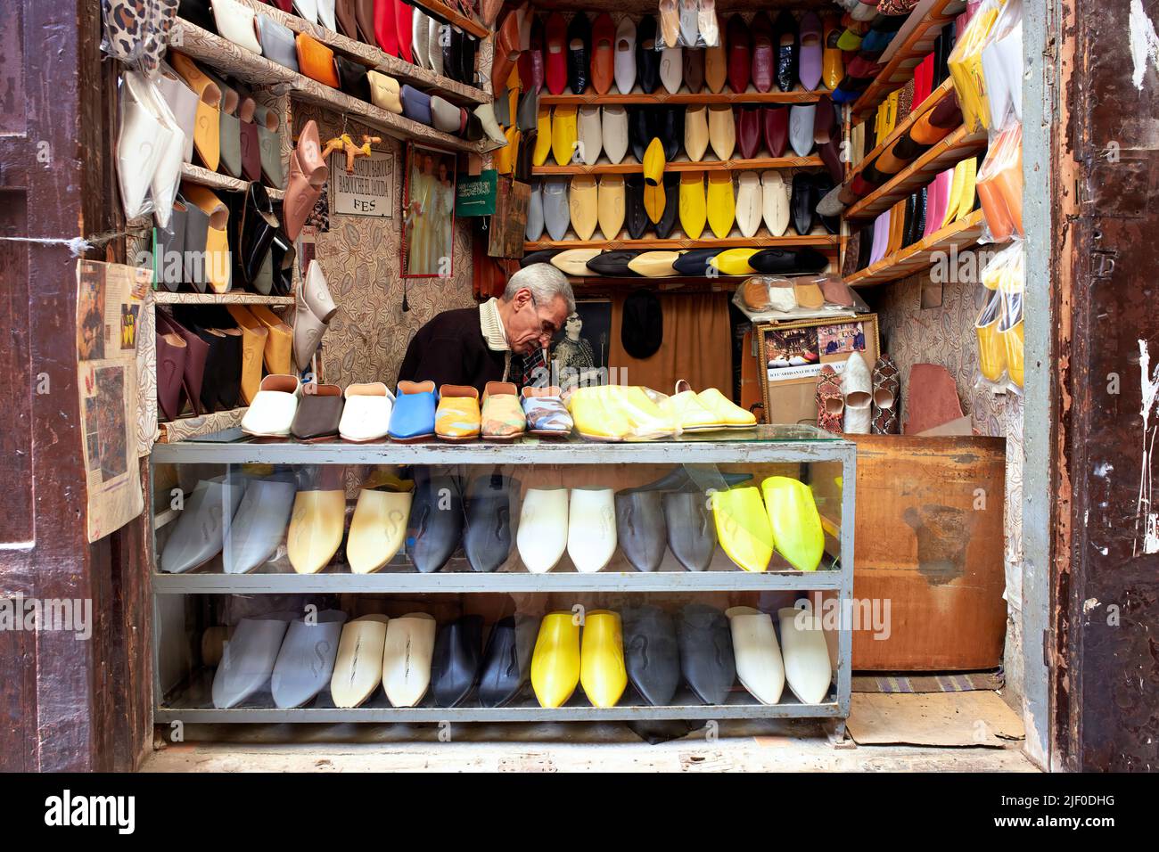 Marokko Fez. Traditionelle marokkanische Babouches Schuhe Stockfoto