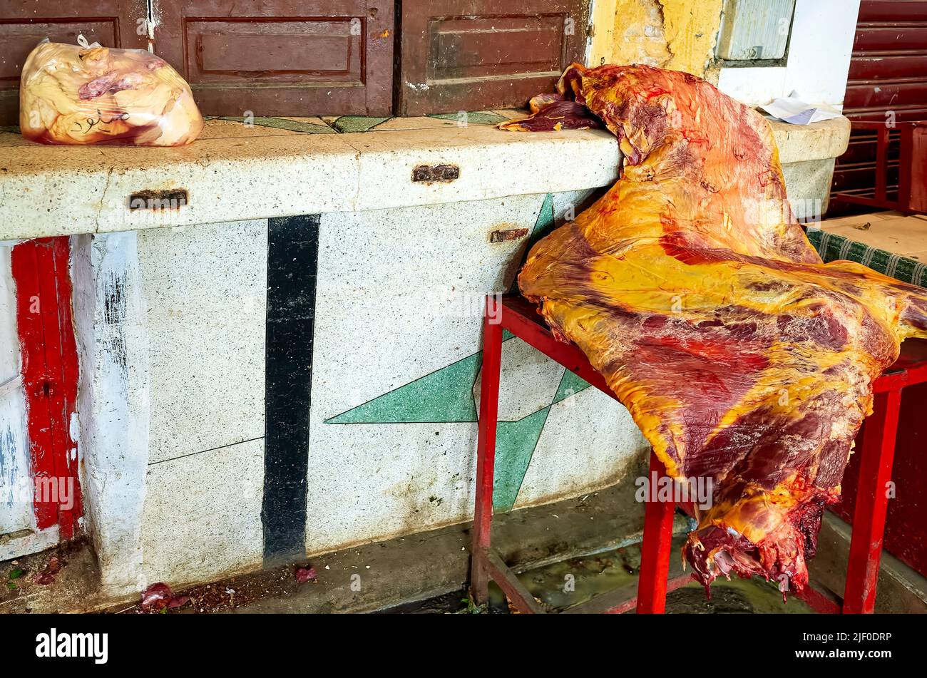 Marokko Fez. Der Metzger in der Medina Stockfoto