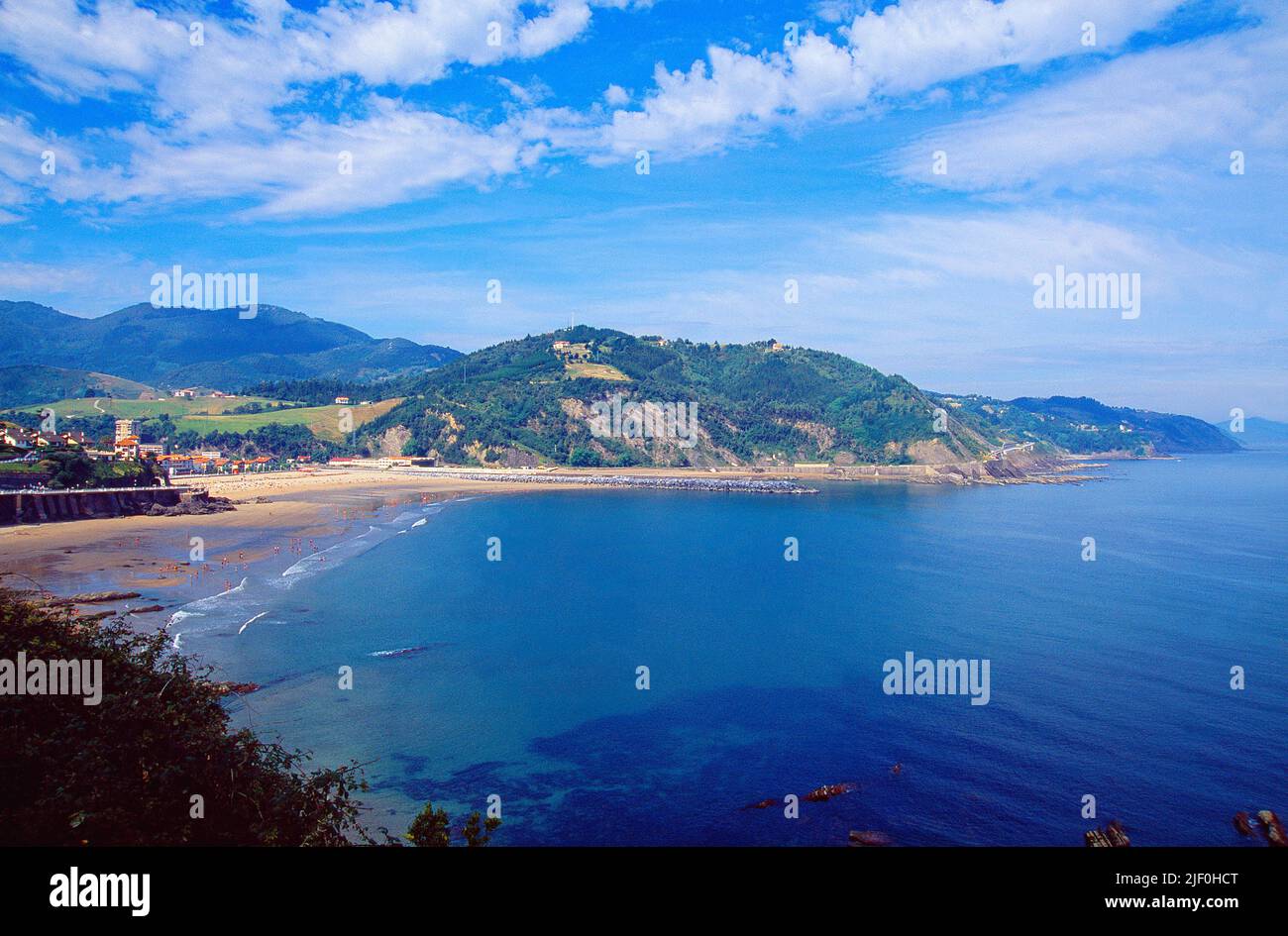 Überblick über die Küste. Deba, Provinz Guipuzcoa, Baskenland, Spanien. Stockfoto