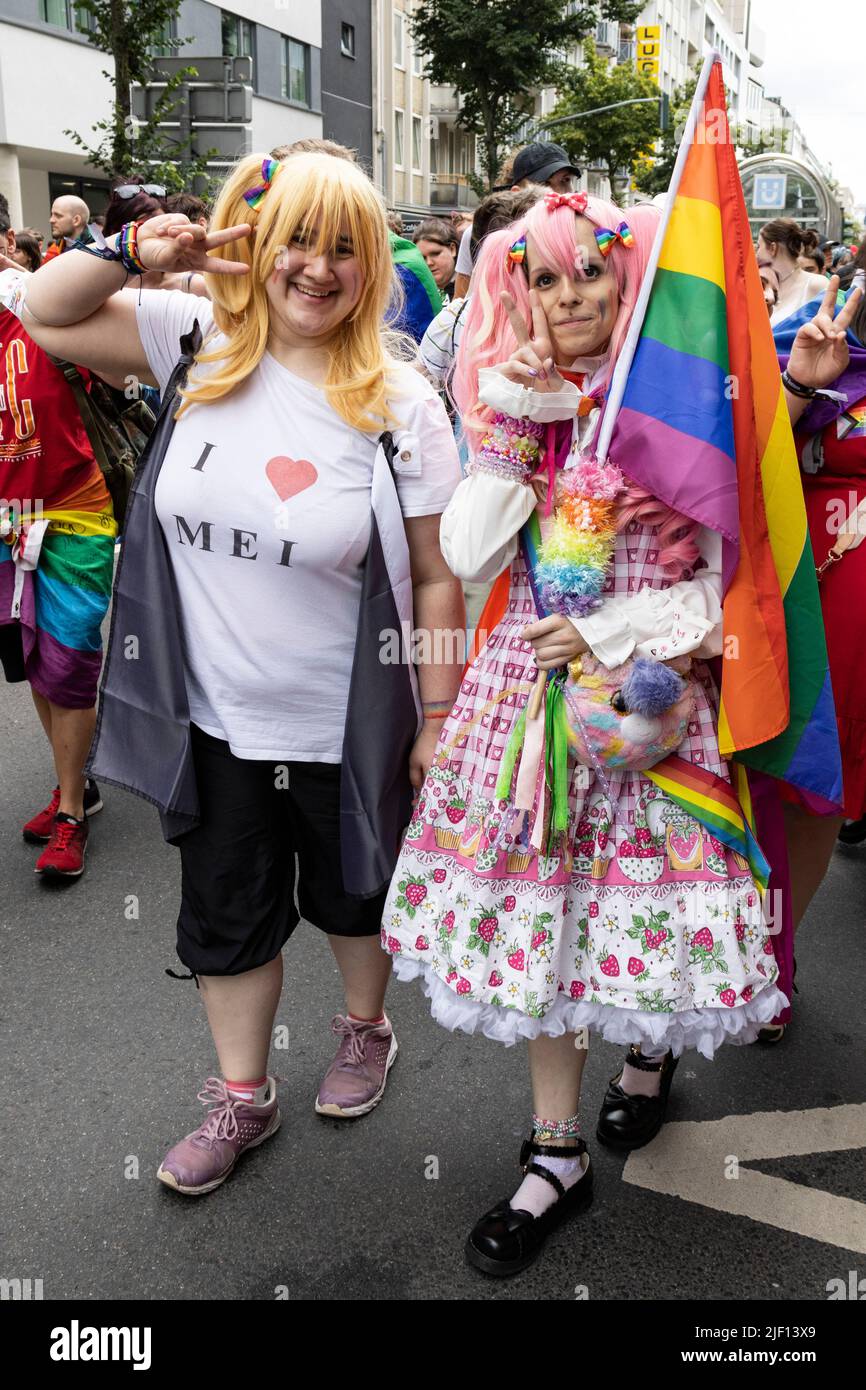 Christopher Street Day 2022 in Düsseldorf, Deutschland Stockfoto