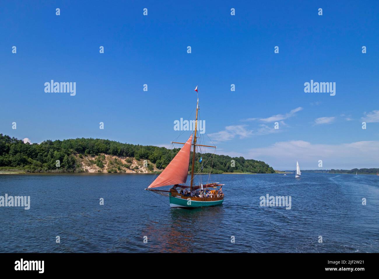 Segelboote in der Nähe von Travemünde, Lübeck, Schleswig-Holstein, Deutschland Stockfoto