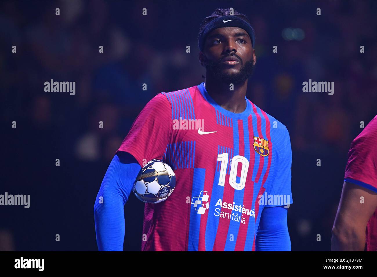 KÖLN, DEUTSCHLAND - 19. JUNI 2022: 10 Dika Mem. EHF FINAL4 Men Barca - Lomza Vive Kielce Stockfoto