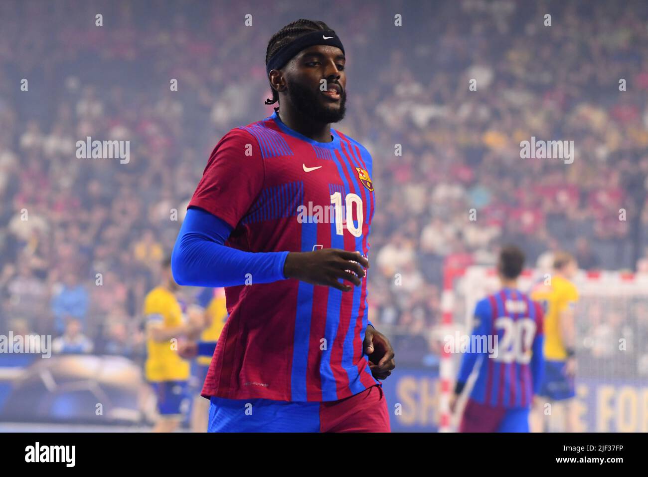 KÖLN, DEUTSCHLAND - 19. JUNI 2022: 10 Dika Mem. EHF FINAL4 Men Barca - Lomza Vive Kielce Stockfoto