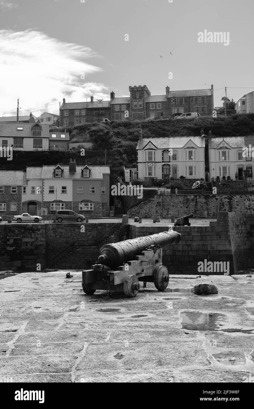 Szenen in und um Porthleven Harbour, Cornwall Stockfoto