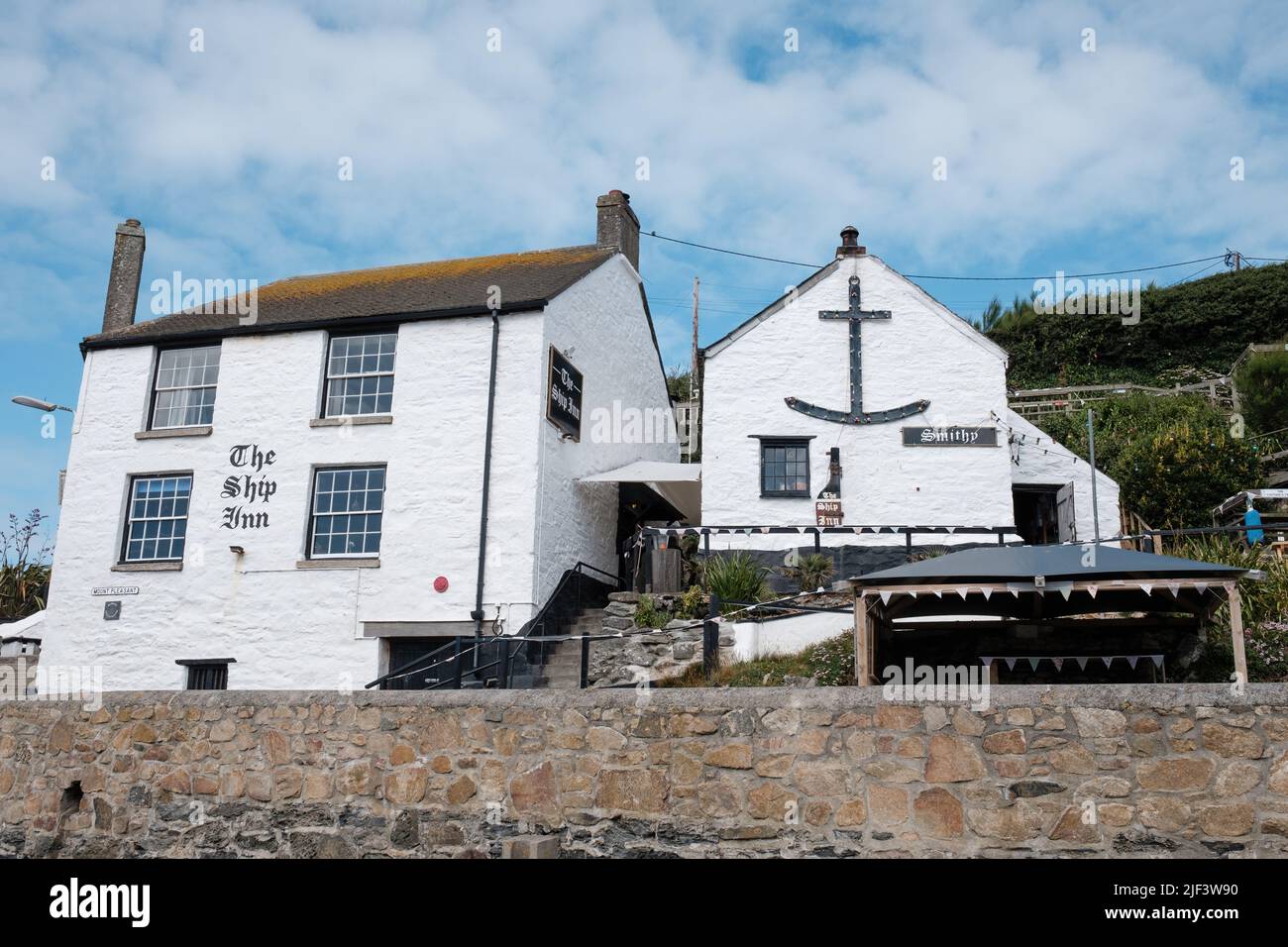 The Ship Inn, Porthleven Harbour, Cornwall Stockfoto