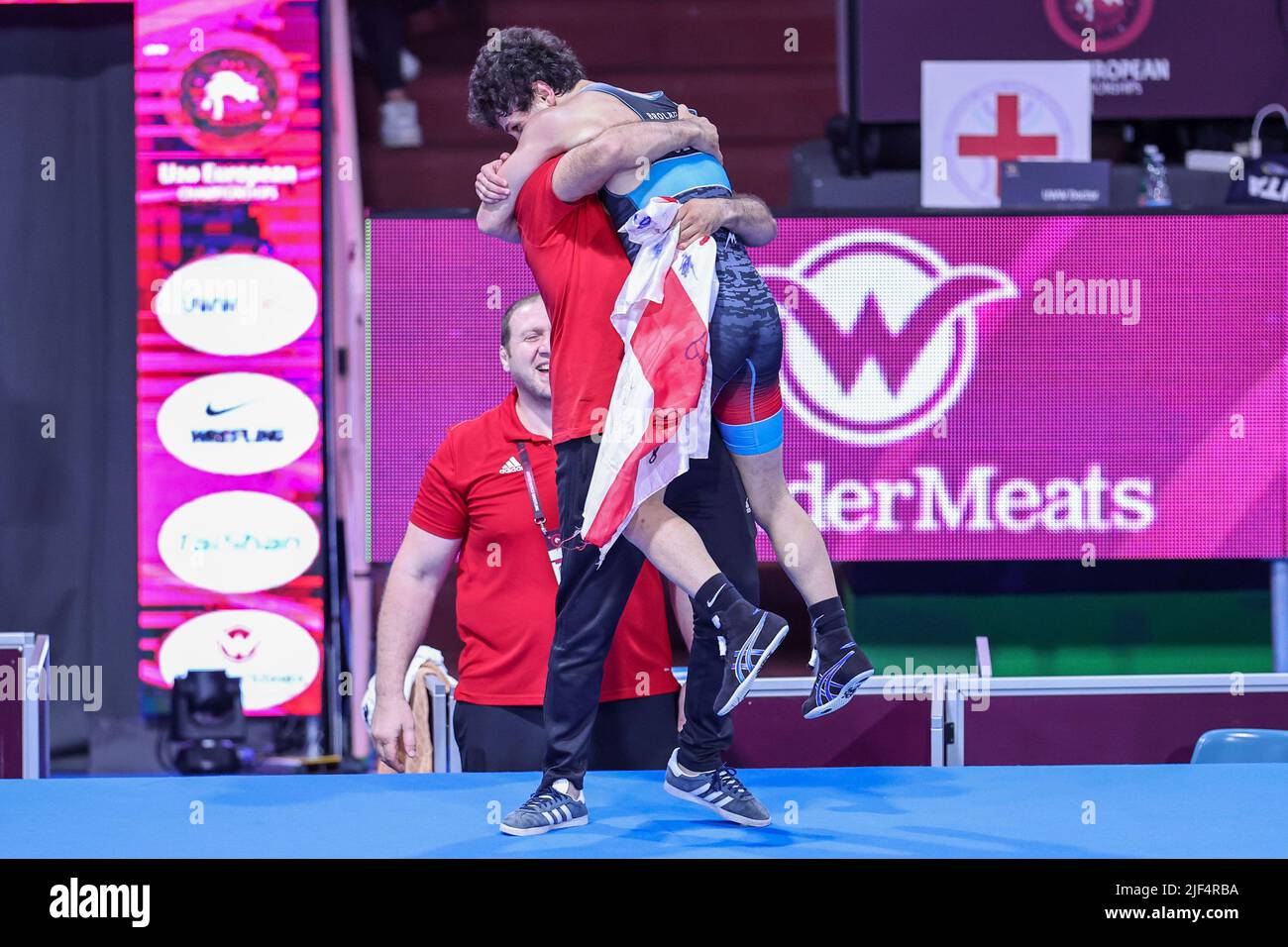 Matteo Pellicone, Rom, Italien, 29. Juni 2022, Nika Broladze (GEO) GR 67kg Jubel während der Europameisterschaft U20 - Wrestling Stockfoto