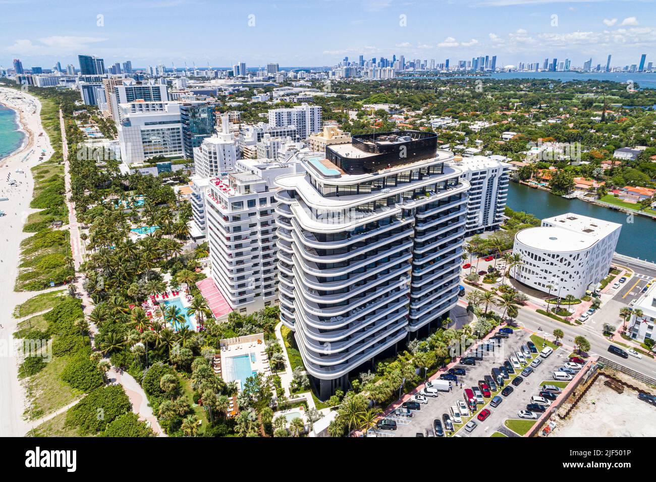 Miami Beach Florida, Luftaufnahme von oben, Faena House Luxus-Eigentumswohnung Komplex Hotel Residenzen direkt am Strand, Atlantikküste Stockfoto