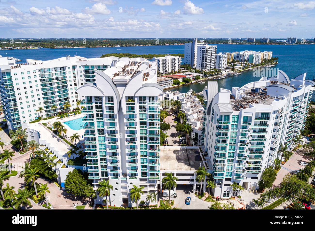 North Bay Village Florida, Miami Biscayne Bay, Luftaufnahme von oben, 360 Wohnanlagen Stockfoto