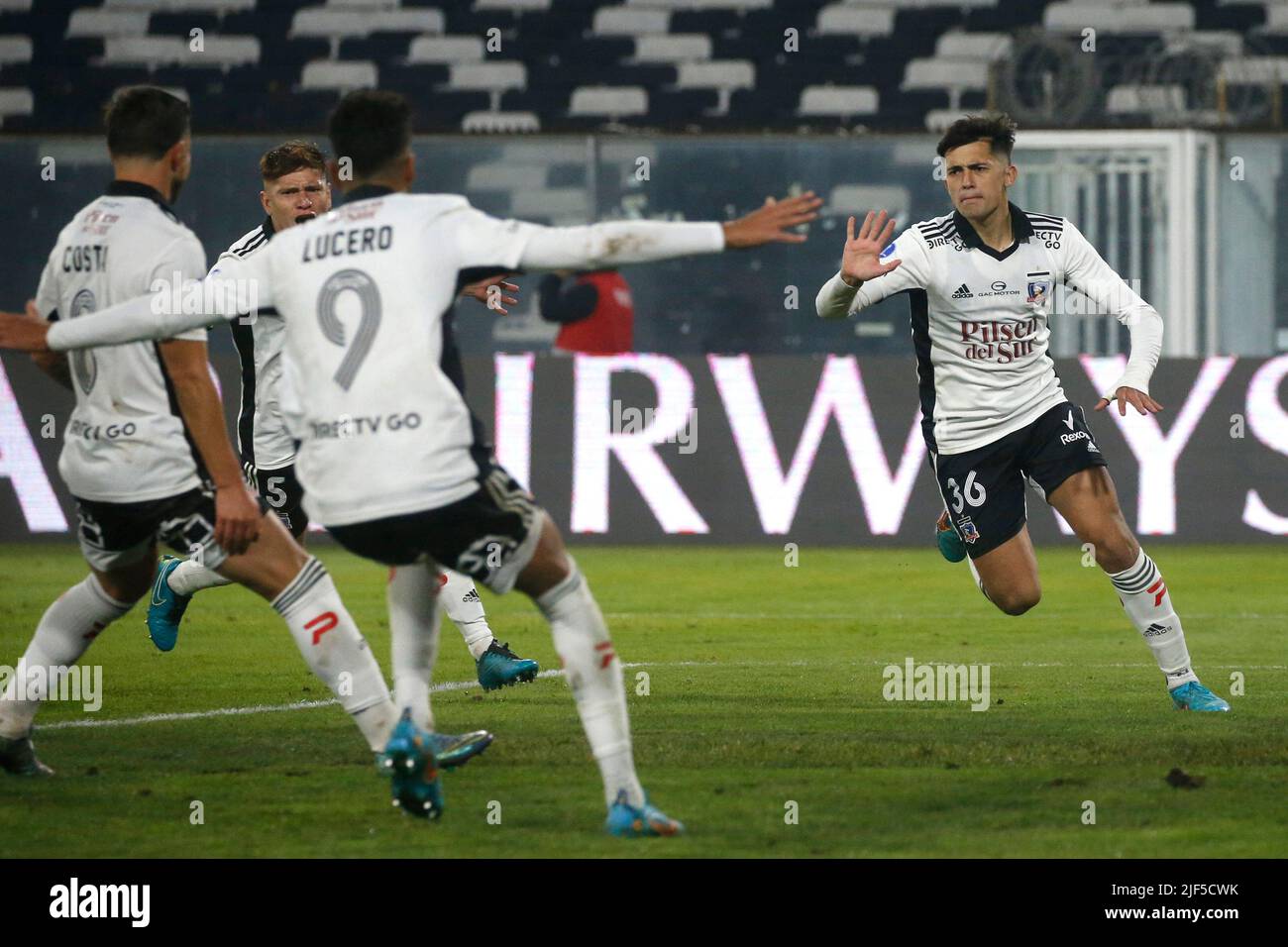 Pablo Solari do Colo-Colo (CHI), comemora o Seu gol durante a partida entre Colo-Colo e Internacional, pelas oitavas de Final da Copa Sulamericana 2022, no Est‡dio Monumental David Arellano nesta Tera-feira 28. Stockfoto