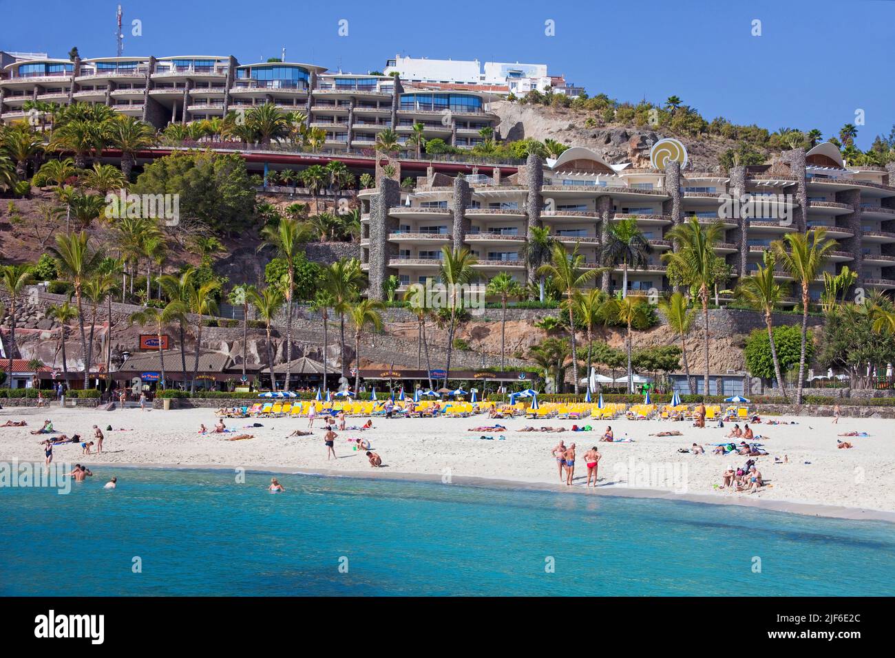 Strandleben am Playa de la Verga, Badestrand im Hotel Anfi del Mar, Arguineguin, Kanarische Inseln, Spanien, Europa Stockfoto