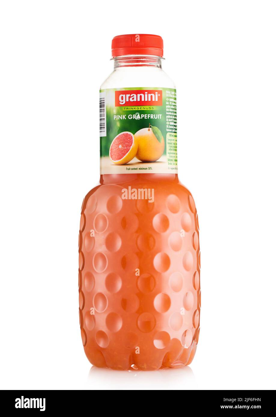 LONDON, Großbritannien - 20. MAI 2022: Flasche Granini Pink Grapefruitsaft auf Weiß. Stockfoto