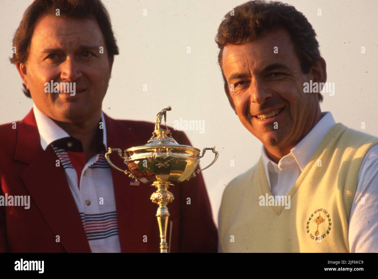 Ray Floyd Jnr USA und Tony Jacklin Europe beim Ryder Cup 1989 Foto von Tony Henshaw Stockfoto