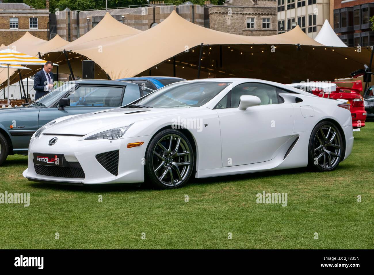 2012 Lexus LFA beim London Concours bei der Honourable Artillery Company 2022 Stockfoto