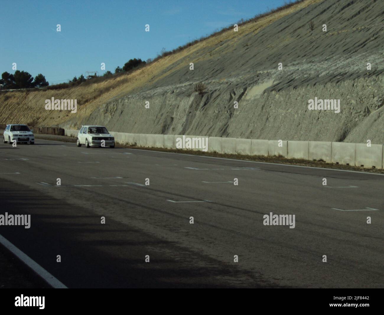 Klassisches deutsches Auto in der Asphaltrallye. Volkswagen Golf Mk 2 Stockfoto