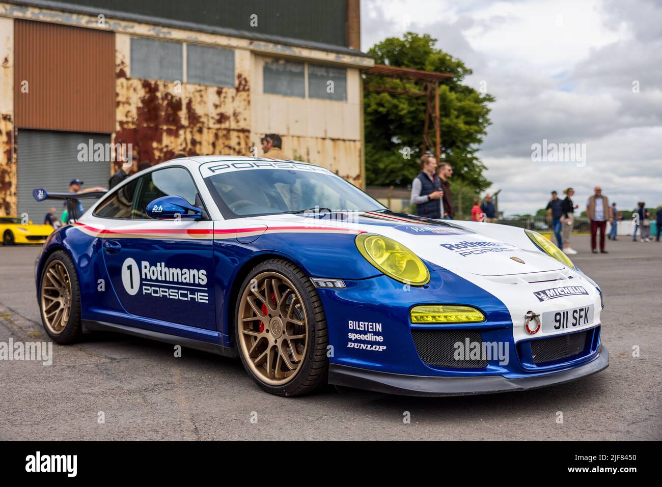 2009 Porsche 911 Carrera 4S ‘911 SFK’ auf dem Bicester Scramble am 19.. Juni 2022 zu sehen Stockfoto