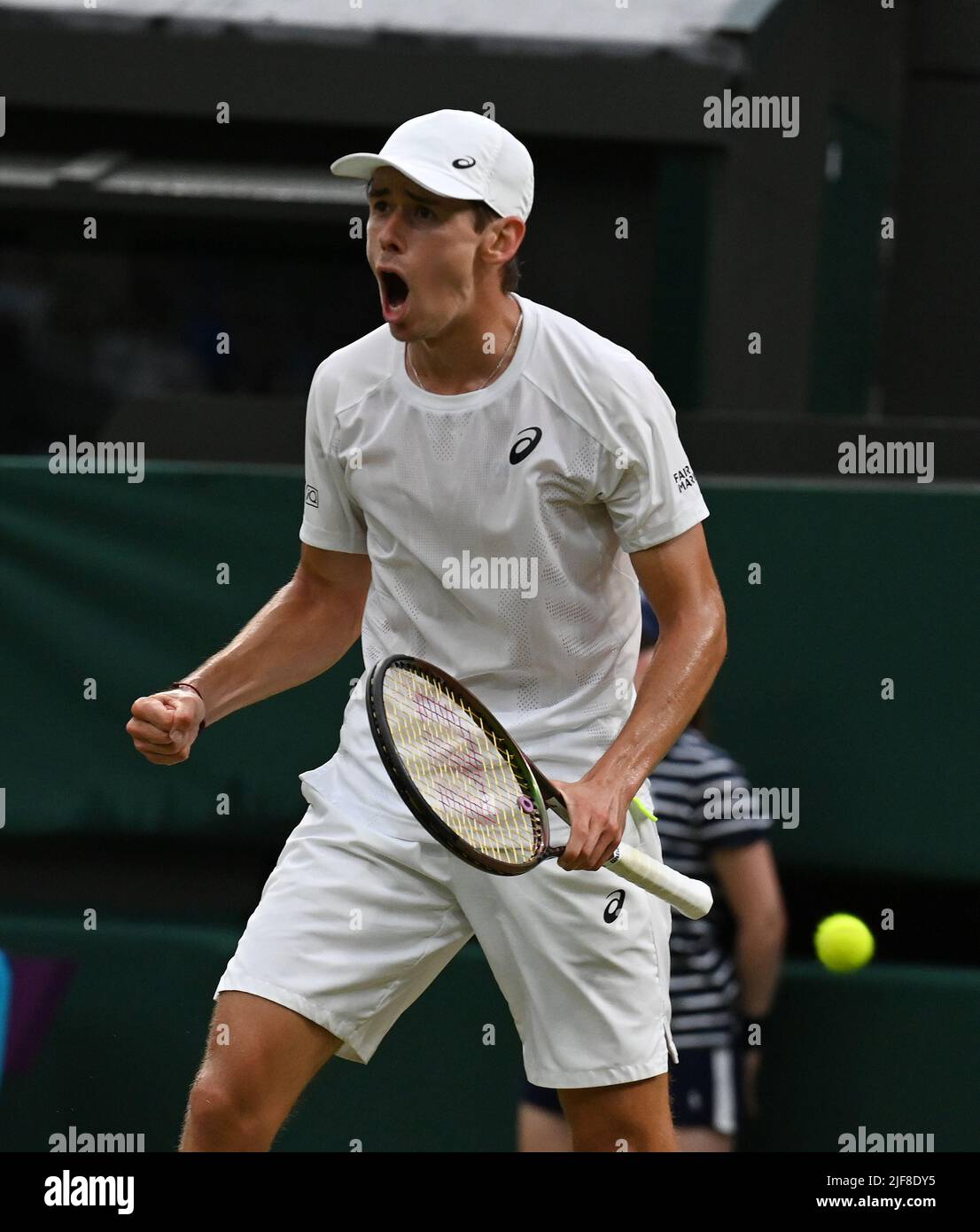 London, Gbr. 30.. Juni 2022. London Wimbledon Championships Day 4 30/06/2022 Alex de Minaur (AUS) zweite Runde Spiel Credit: Roger Parker/Alamy Live News Stockfoto