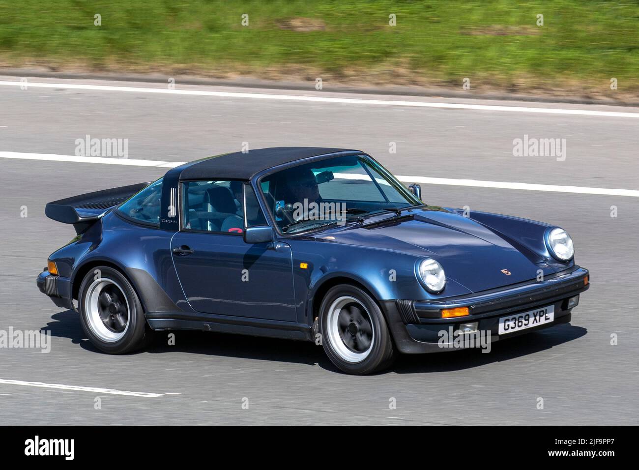 Porsche Carrera Targa Super Sport Blue, 1989 80er-Jahre, 3164 ccm Benziner Stockfoto