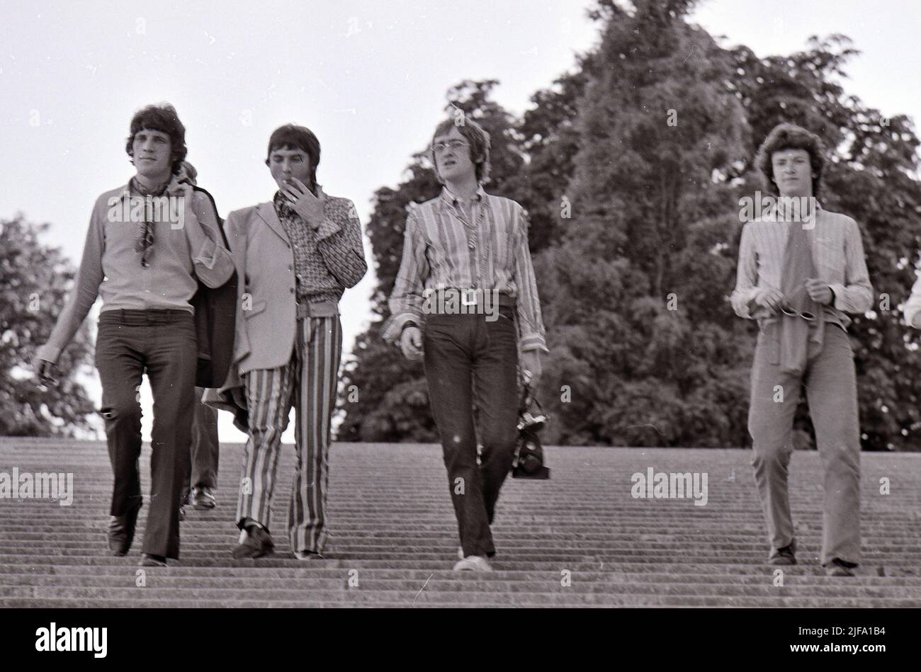 TRAFFIC UK Rockgruppe bei einem Besuch in Paris im Juli 1967 mit Stevie Winwood auf der rechten Seite Stockfoto