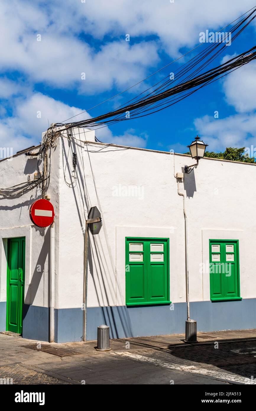 Weiß getünchte Architektur in Arrecife, Hauptstadt von Lanzarote, Kanarische Inseln, Spanien Stockfoto