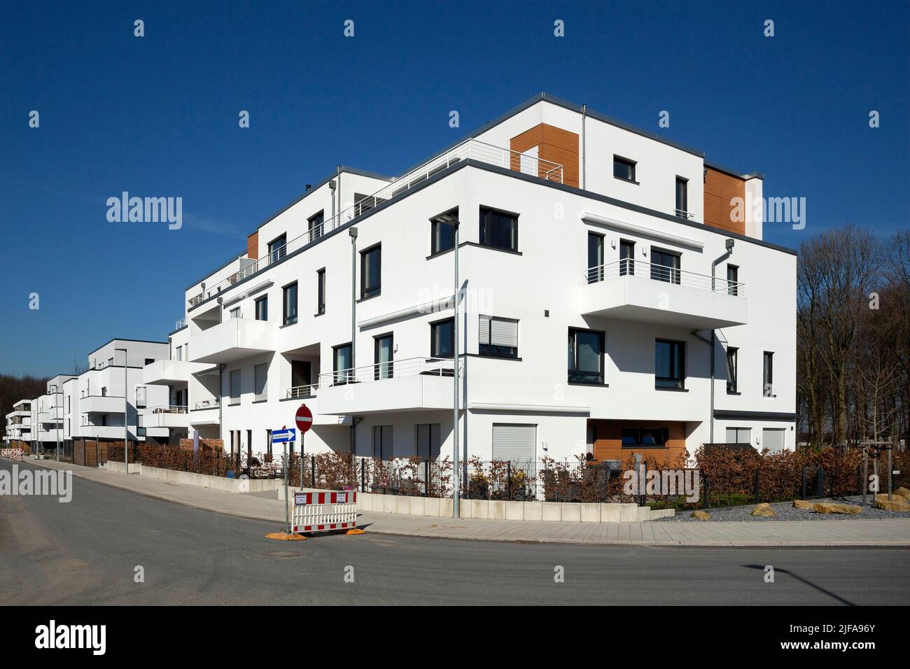 Mehrfamilienhäuser in einem Neubaugebiet, Gelsenkirchen, Ruhrgebiet, Nordrhein-Westfalen, Deutschland Stockfoto