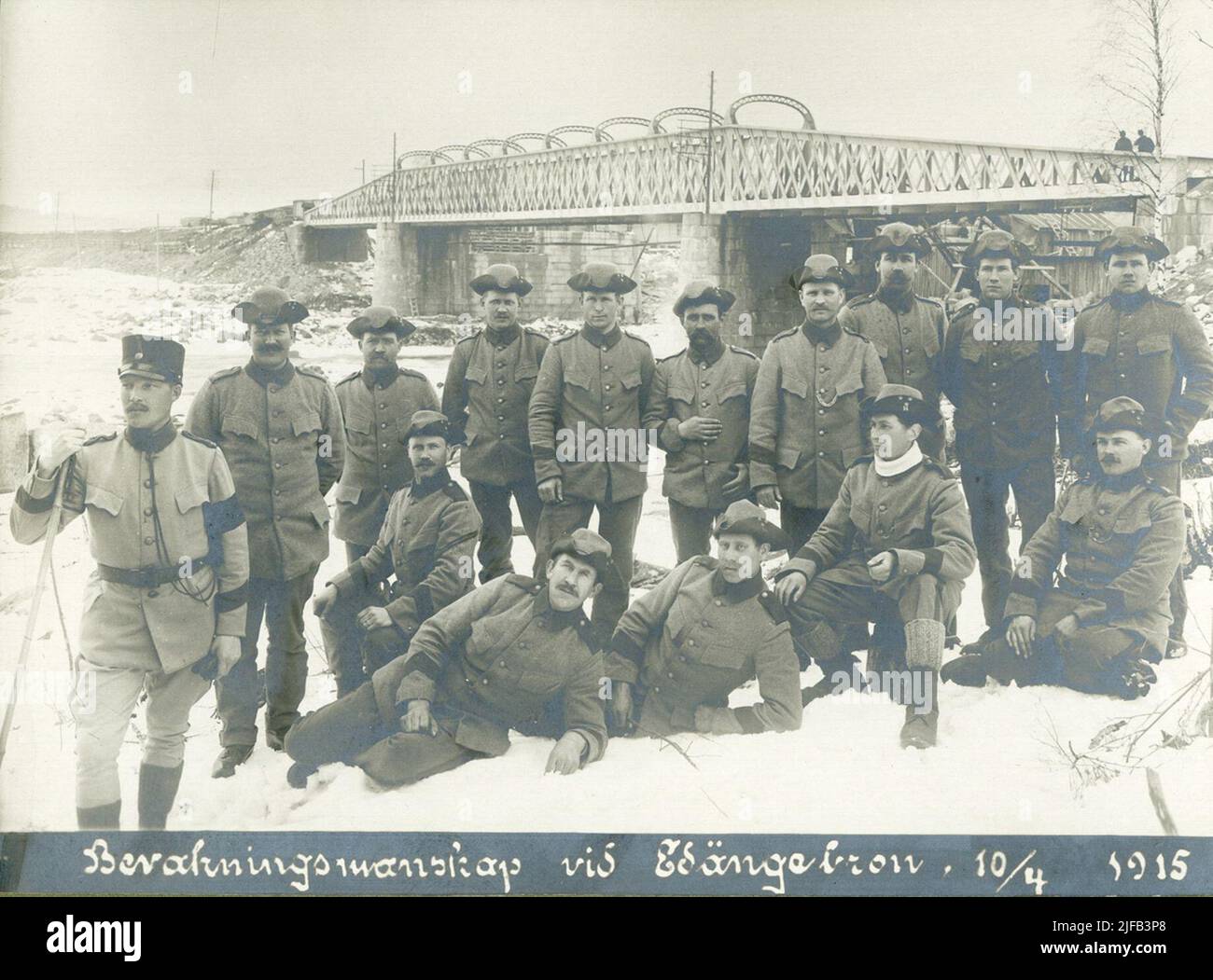 Gruppenportrait des Überwachungsteams bei Edängebron am 1915-04-10. Stockfoto