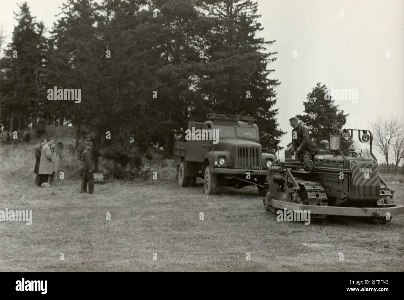 Probe mit beladen Geländewagen 939 an der Army Motor School. Abschlusstest in Strängnäs im April 1962. Stockfoto