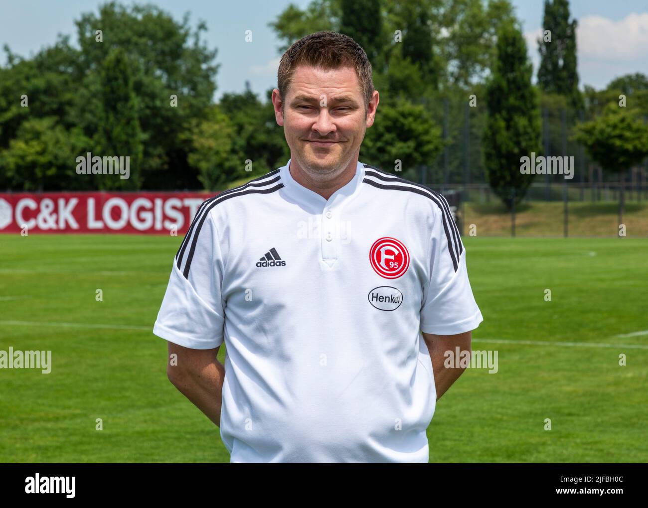 Fußball, 2. Bundesliga, 2022/2023, Fortuna Düsseldorf, Merkur Spiel Arena, Medientag, Teampräsentation für die neue Spielsaison, Pressefotoschießen, Physiotherapeut Marcel Verstappen Stockfoto