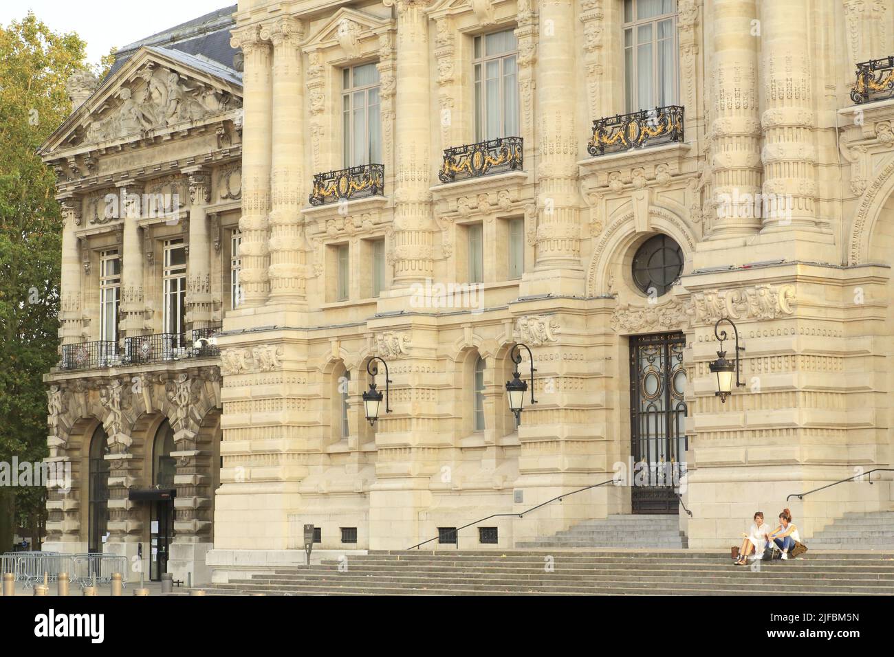 Frankreich, Nord, Roubaix, Grand-Place, Hôtel de Ville erbaut zwischen 1907 und 1911 von den Architekten Ernest Thibeau und Victor Laloux Stockfoto